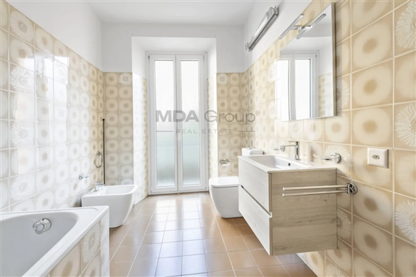 Appartamento di 12 stanze - Foto 13 di 17