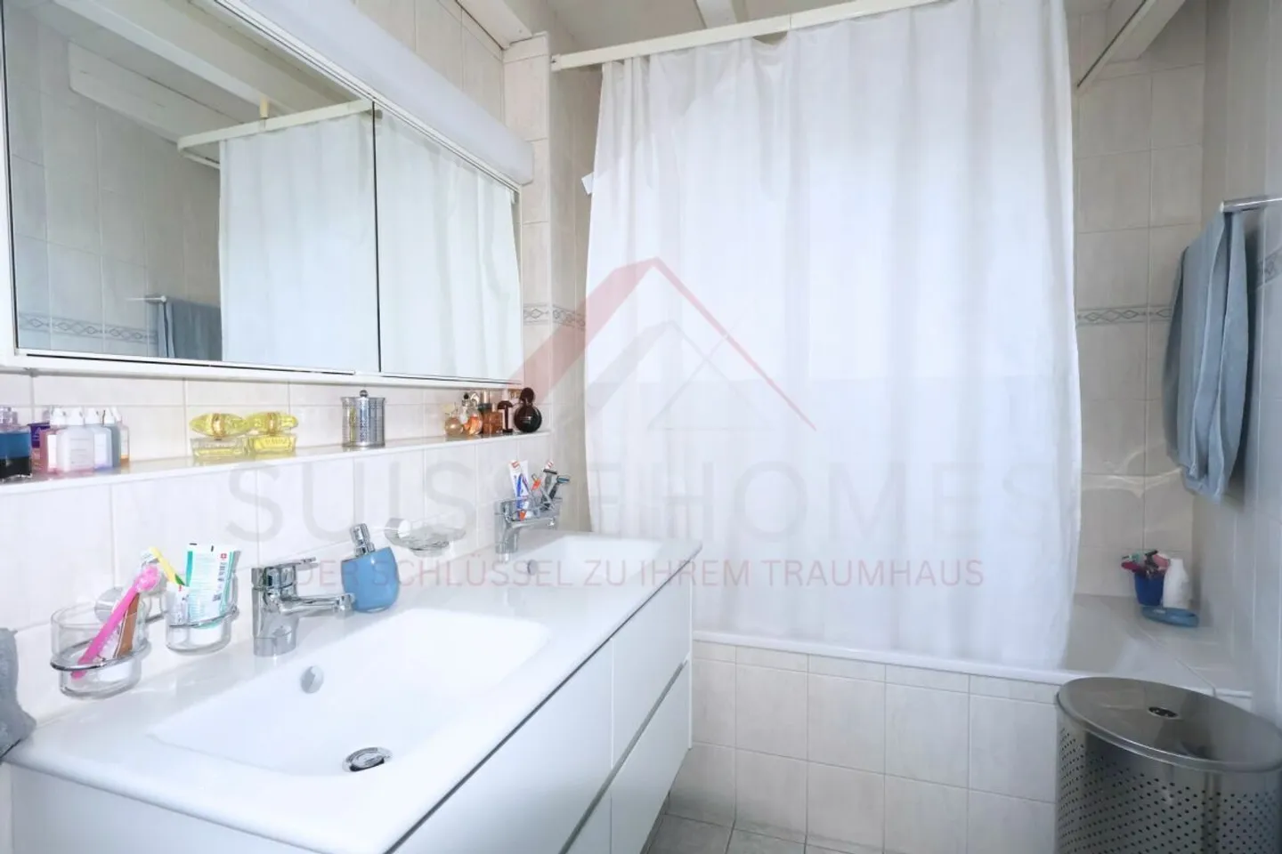 Maison individuelle en rangée de 4,5 pièces bien entretenue avec balcon, vue sur la montagne et garage souterrain à 3613 Steffisburg - Photo 18 sur 21