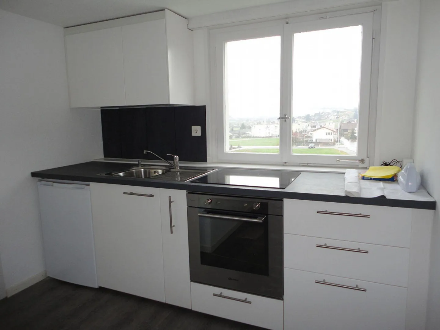 Cozy 2-Room Attic Apartment - Photo 2 of 7