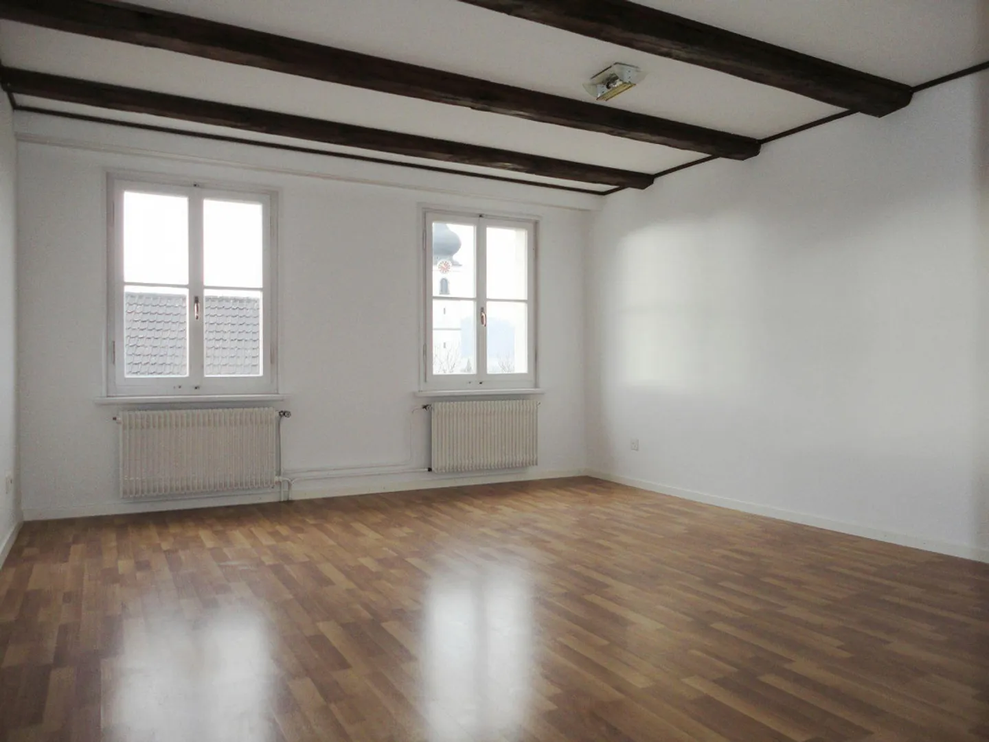 Cozy 2-Room Attic Apartment - Photo 3 of 7