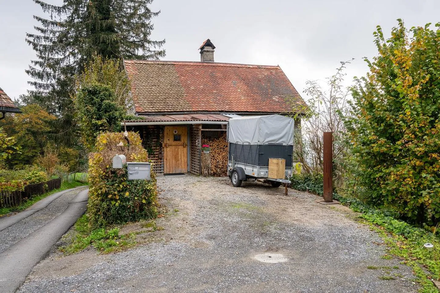 unmöbliert, sehr sonnige Südlage mit Weitsicht für Naturliebhaber - Foto 2 von 27