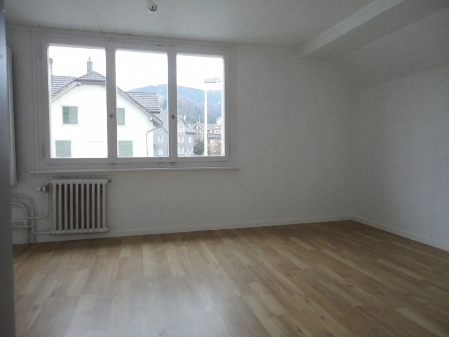 Cozy 2-Room Attic Apartment - Photo 4 of 7