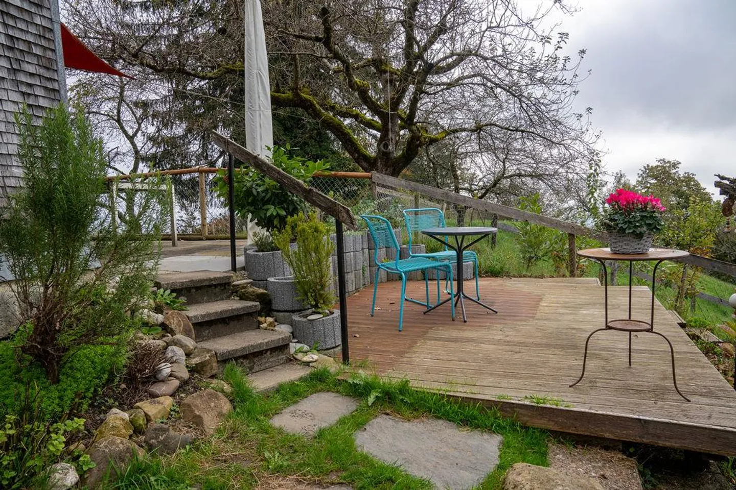 unmöbliert, sehr sonnige Südlage mit Weitsicht für Naturliebhaber - Foto 6 von 27