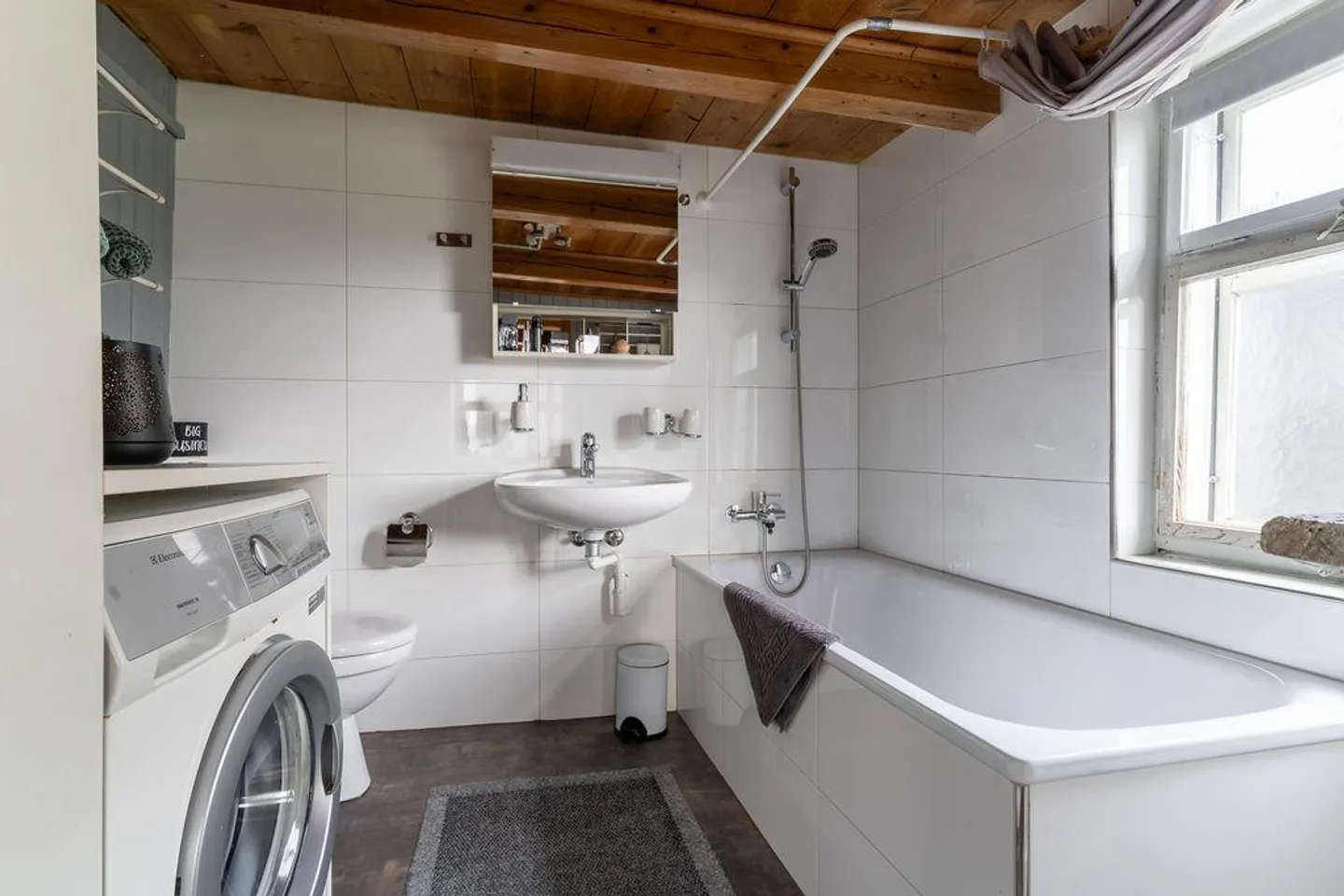 unmöbliert, sehr sonnige Südlage mit Weitsicht für Naturliebhaber - Foto 16 von 27