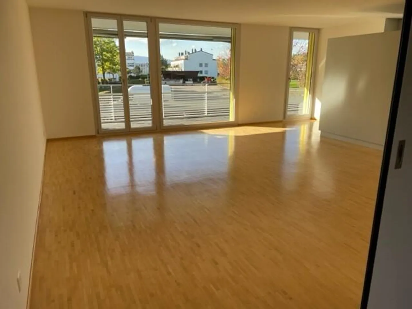 Moderne Wohnung mit 2 Nasszellen sucht neue Mieterschaft ... - Foto 6 von 11