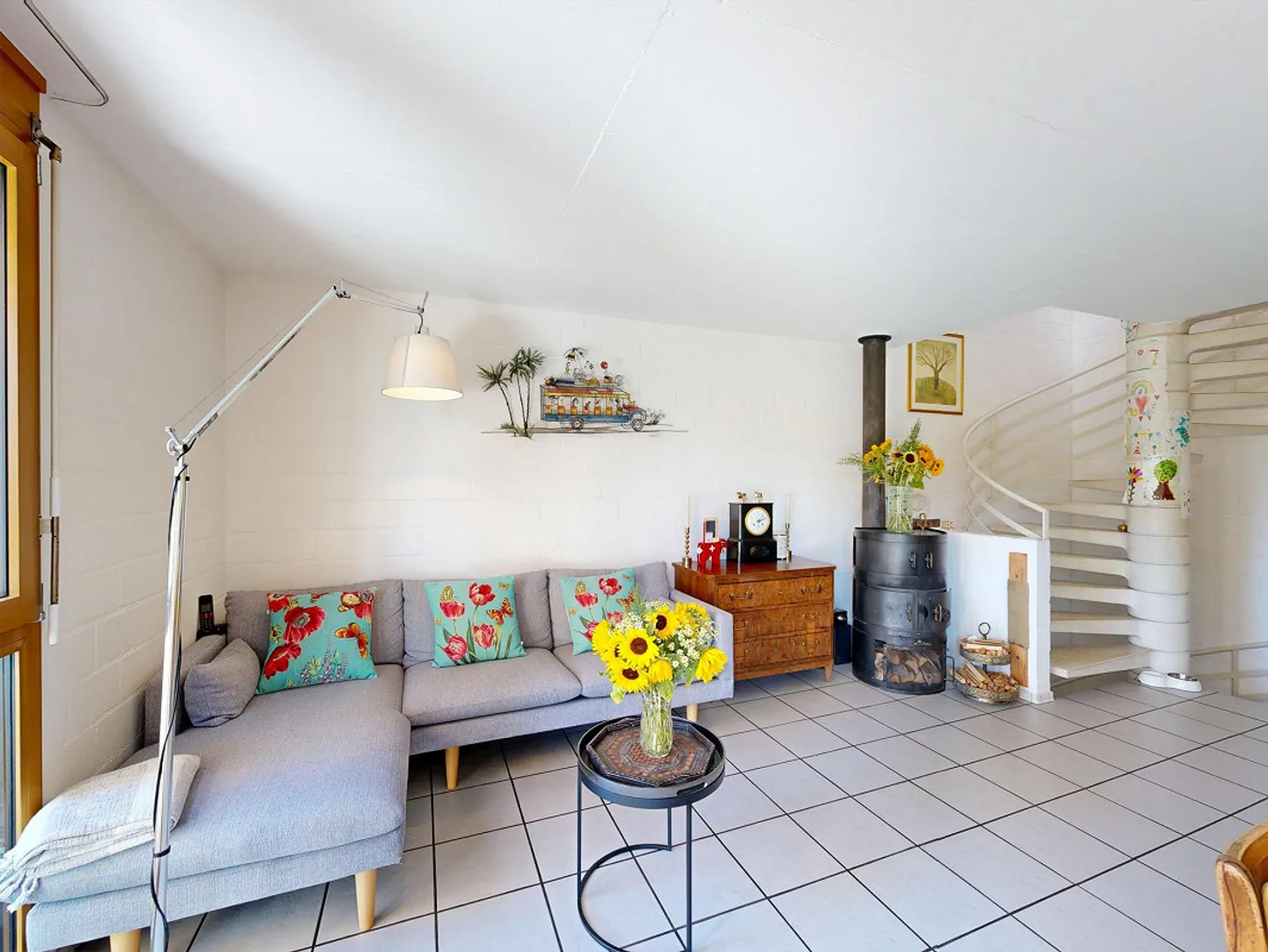 6.5-Zimmer-Doppelhaus mit Autoeinstellplatz - Foto 6 von 18