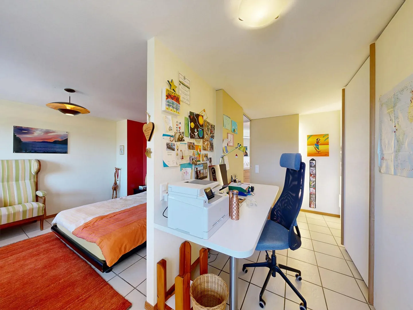 6.5-Zimmer-Doppelhaus mit Autoeinstellplatz - Foto 9 von 18