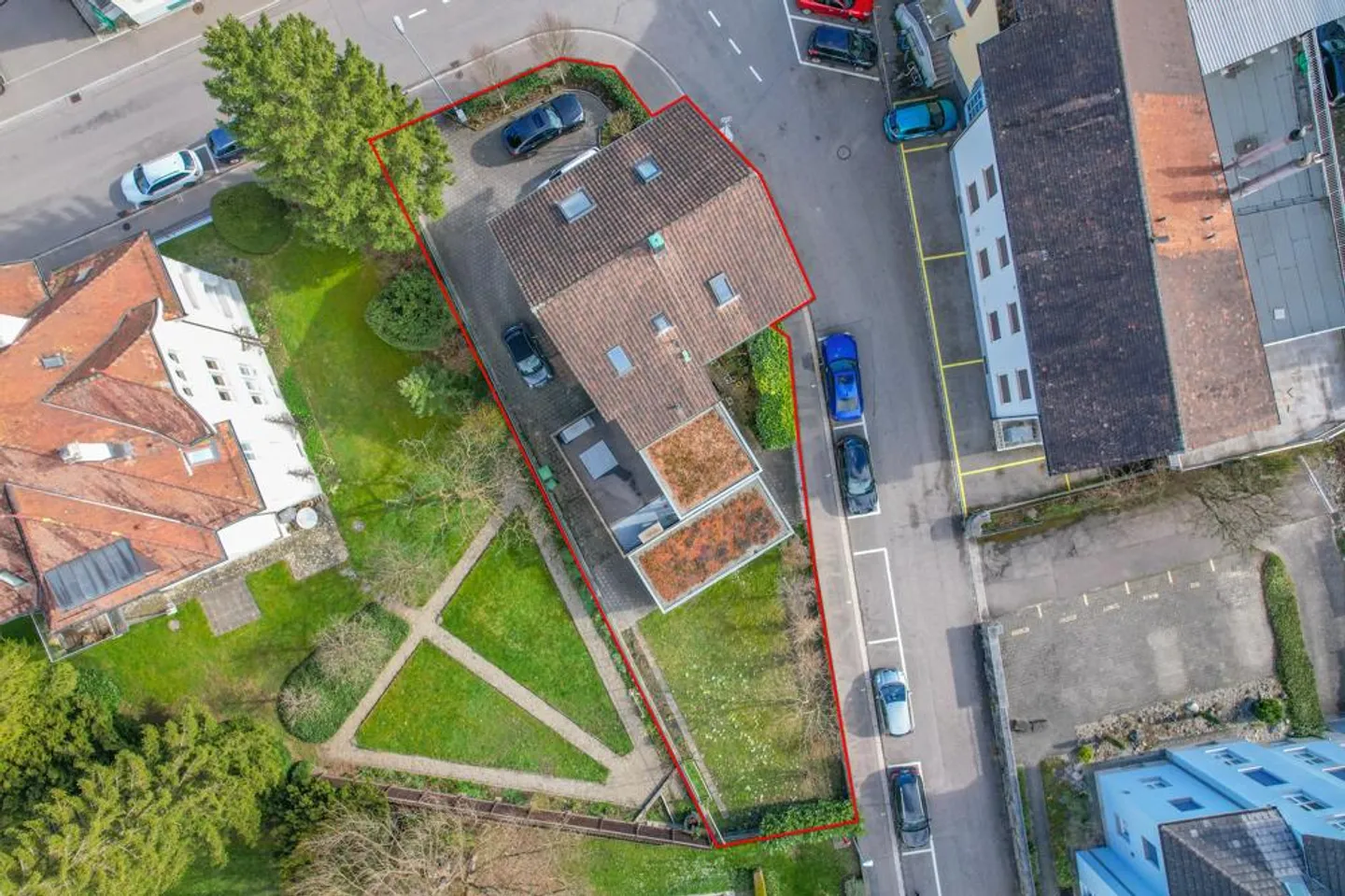 Sentirsi bene nel cuore della città - Casa unifamiliare con appartamento - Foto 6 di 8