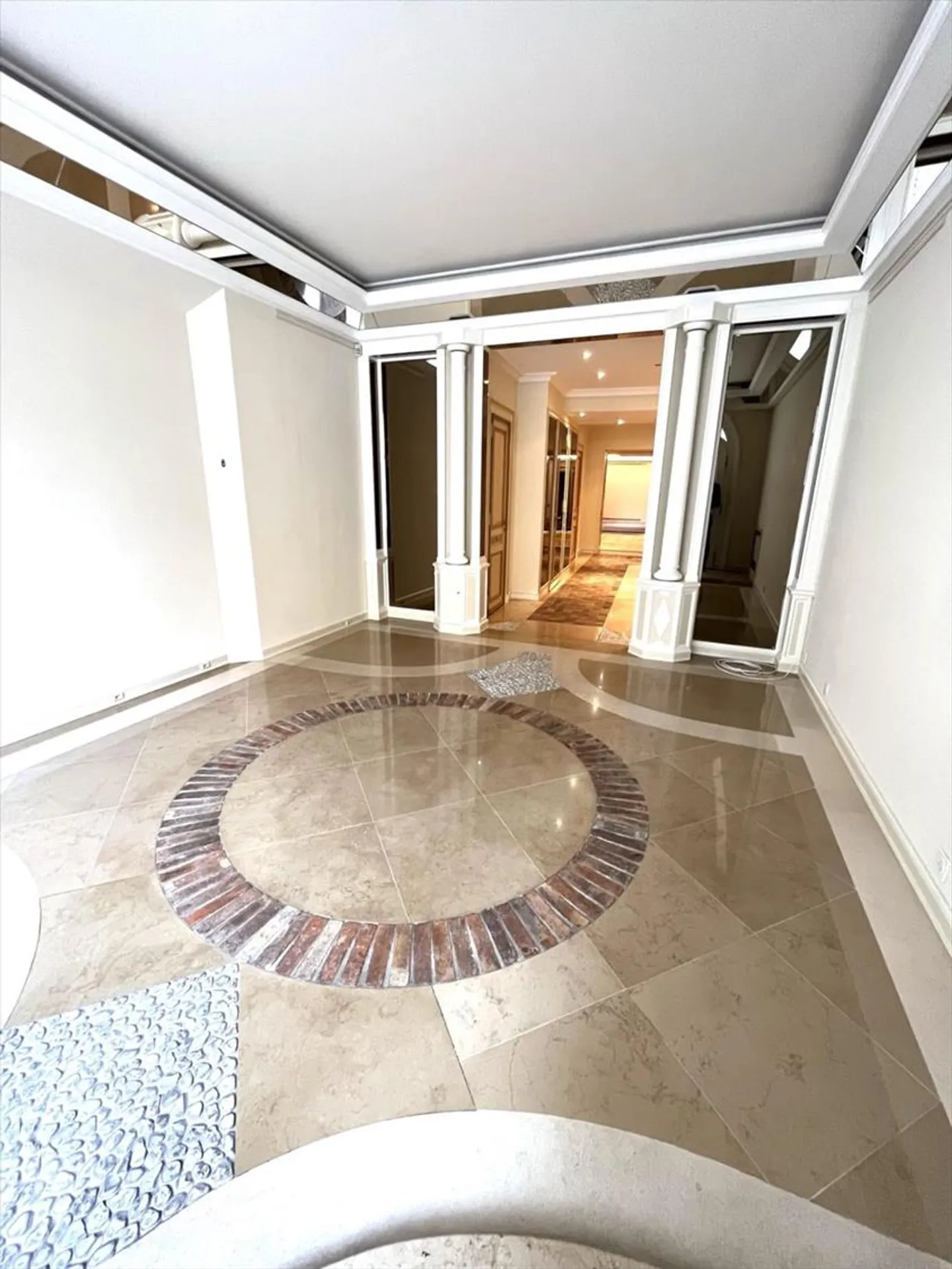 Città Vecchia - superba arcade di 200m2 distribuita su 2 livelli - Foto 3 di 10