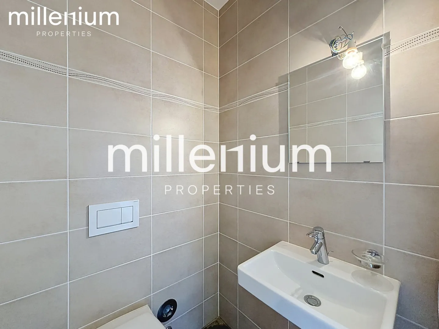 Apartment with 4 rooms, large balcony and modern amenities in Meyrin - Photo 11 of 11