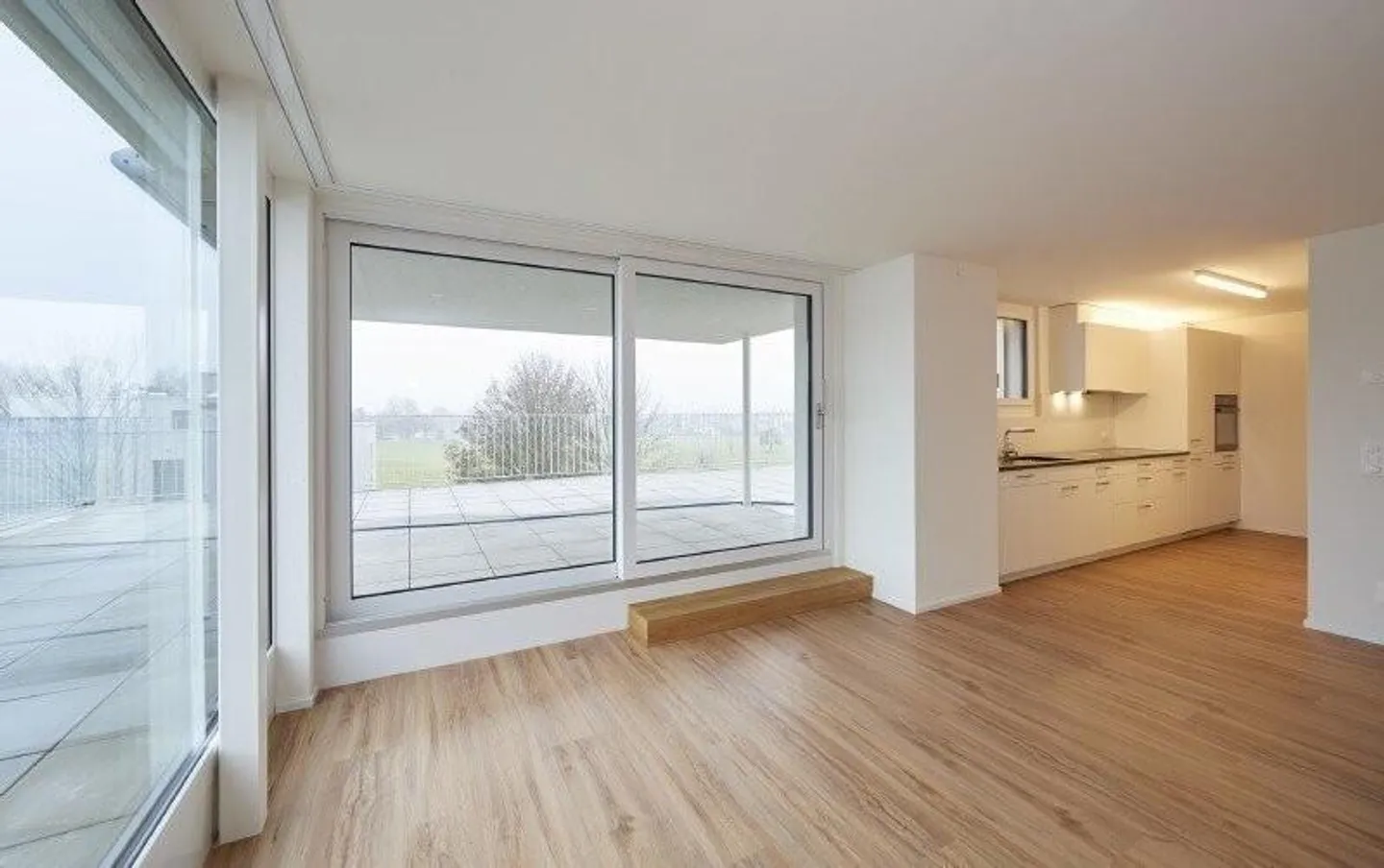 Traumhafte Aussichten von Ihrer grossen Terrasse! - Foto 7 von 11