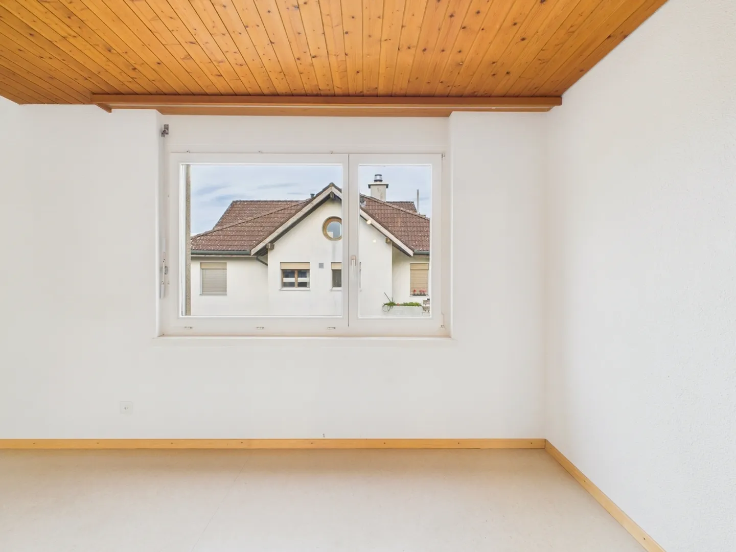 Appartamento 4.5 stanze ristrutturato a Gettnau - Foto 8 di 11