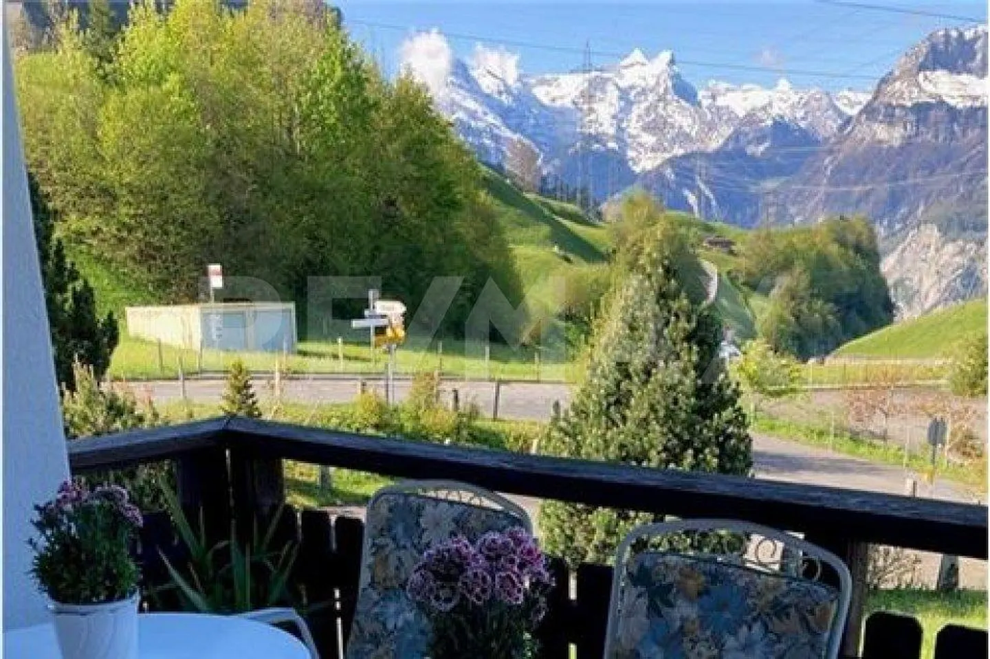 Appartamento in affitto di 3,5 stanze con vista e stufa in maiolica accogliente - Foto 11 di 13