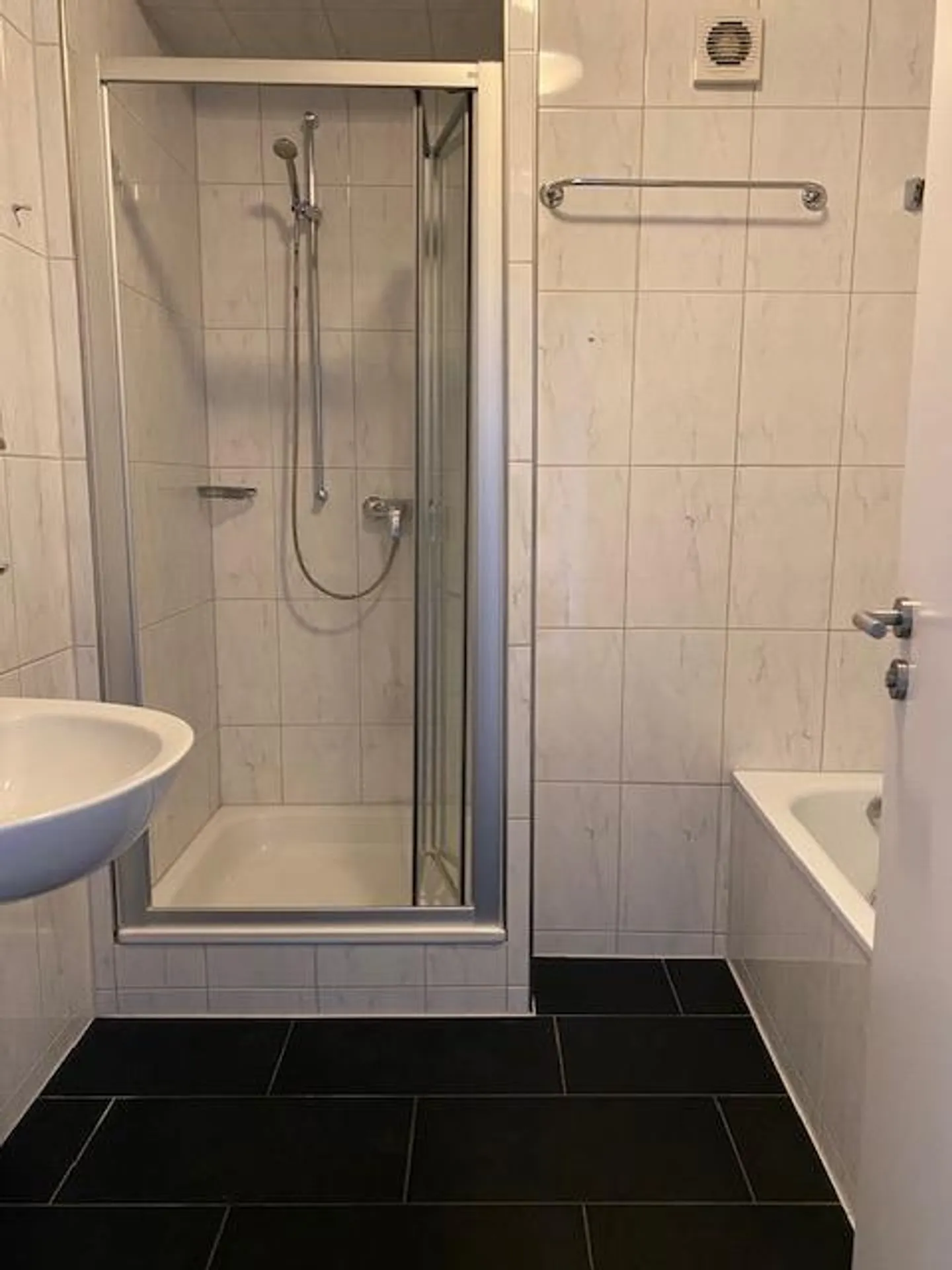 Bright living at Rosenheimstrasse 9 – Near Olma area - Photo 6 of 7