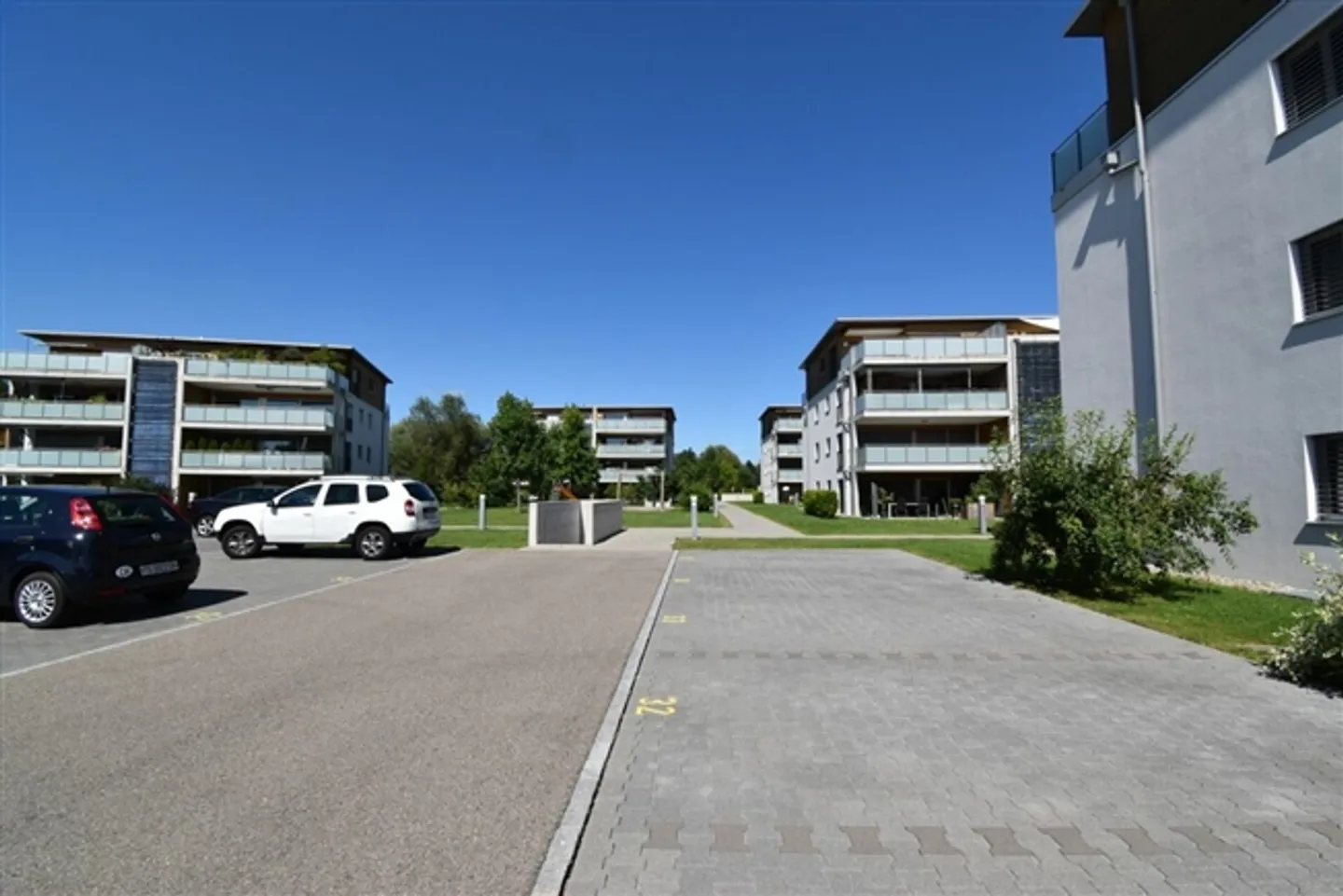 «Einstellplätze in Tiefgarage zu vermieten» - Foto 3 von 3