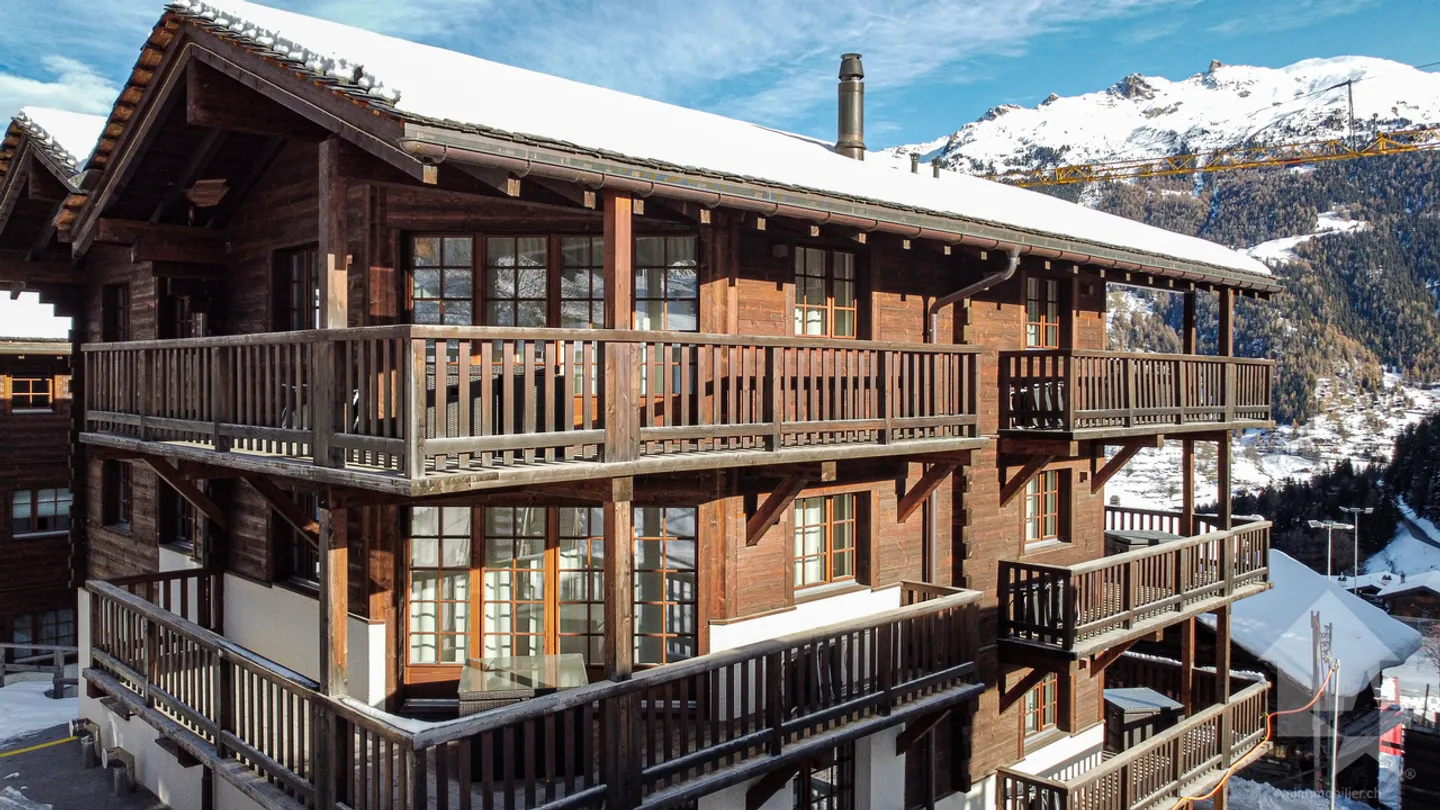 Charming apartment in the village center - Photo 2 of 17