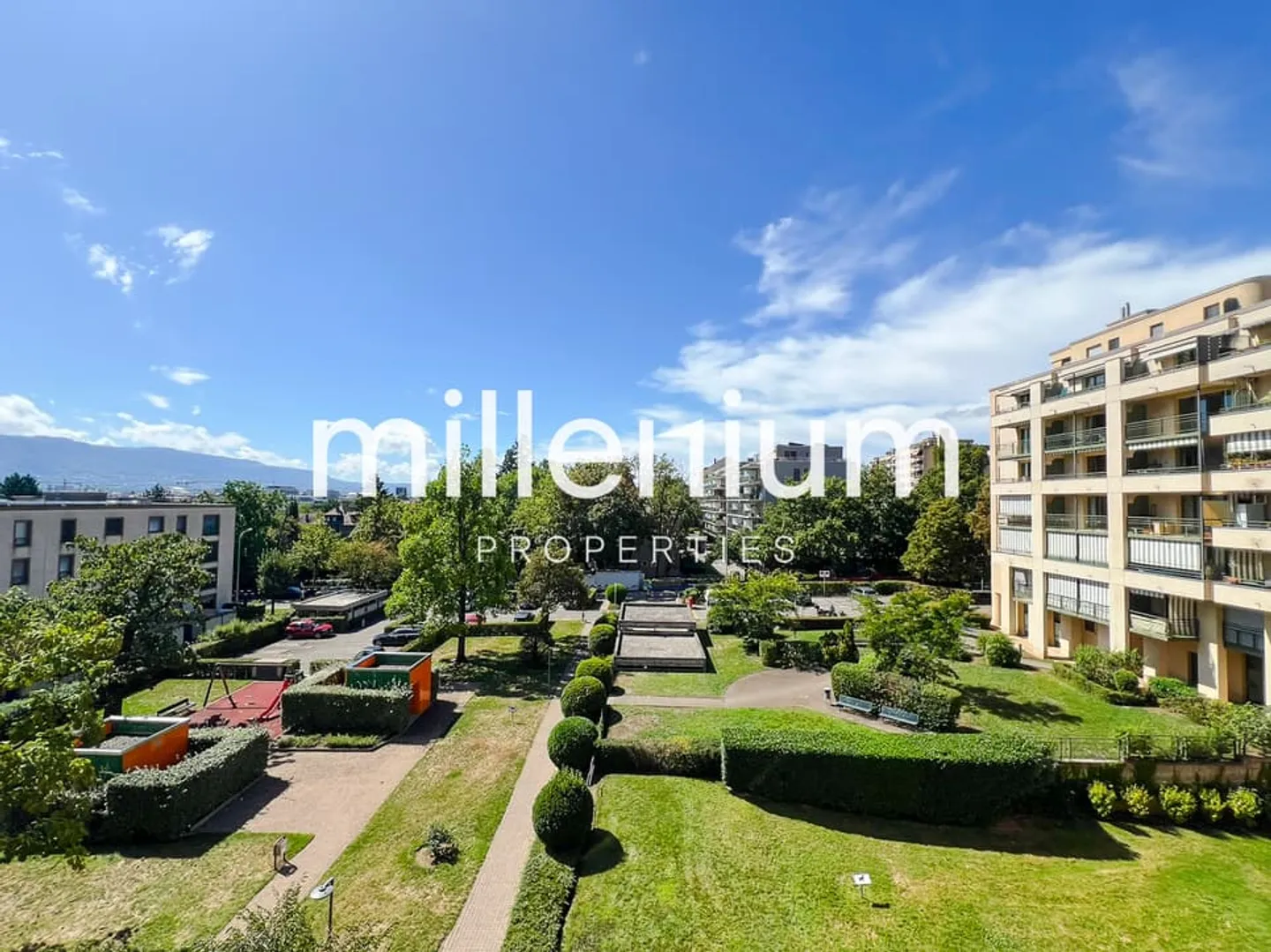 Bel appartement 6P proche des organisations internationales - Foto 1 di 13