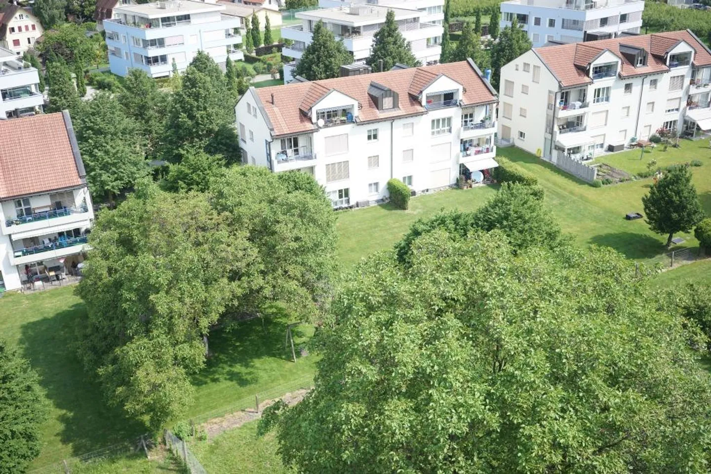spacieux penthouse de 4,5 pièces dans un emplacement calme - Photo 1 sur 1