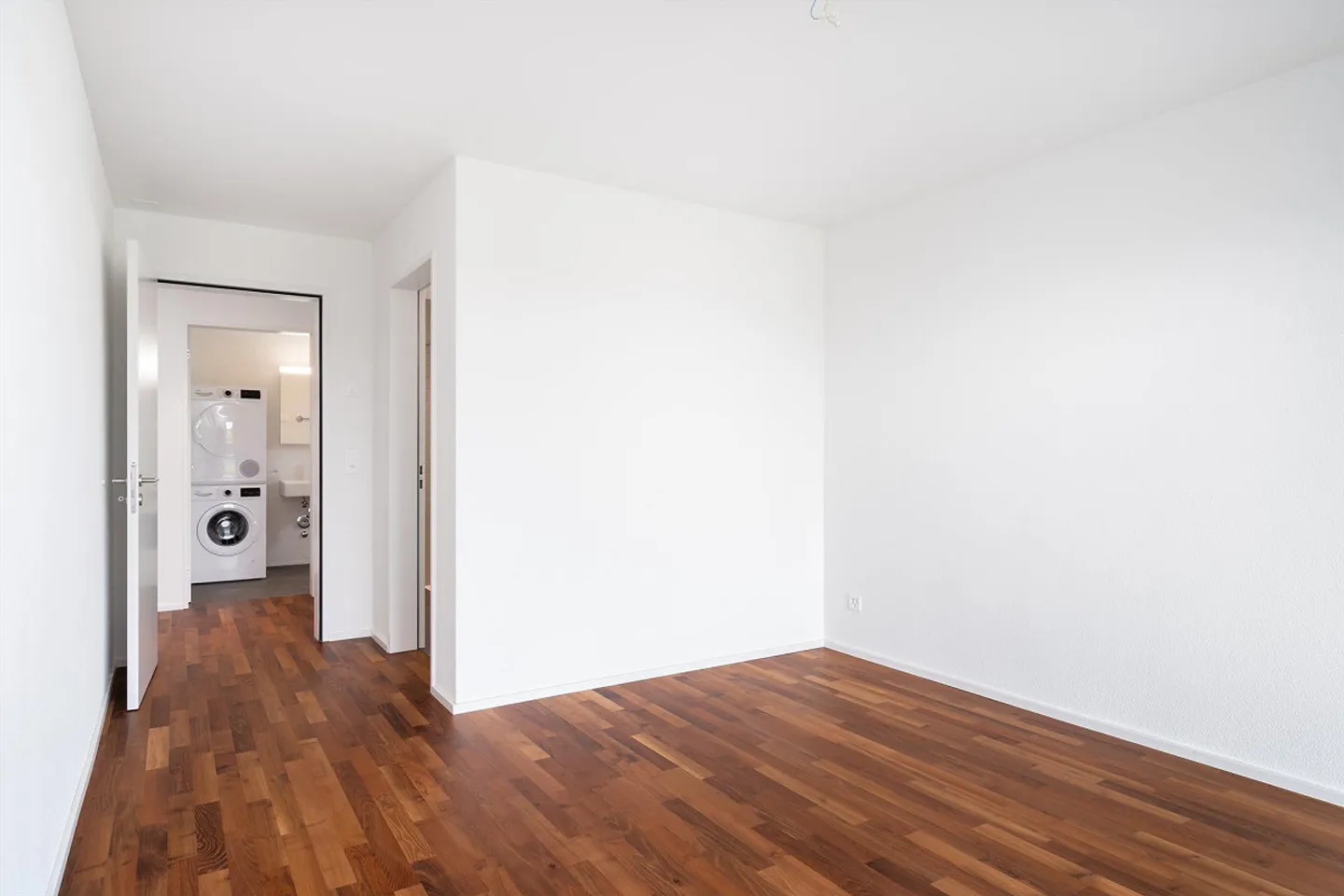3.5 Room Apartment - Photo 5 of 6
