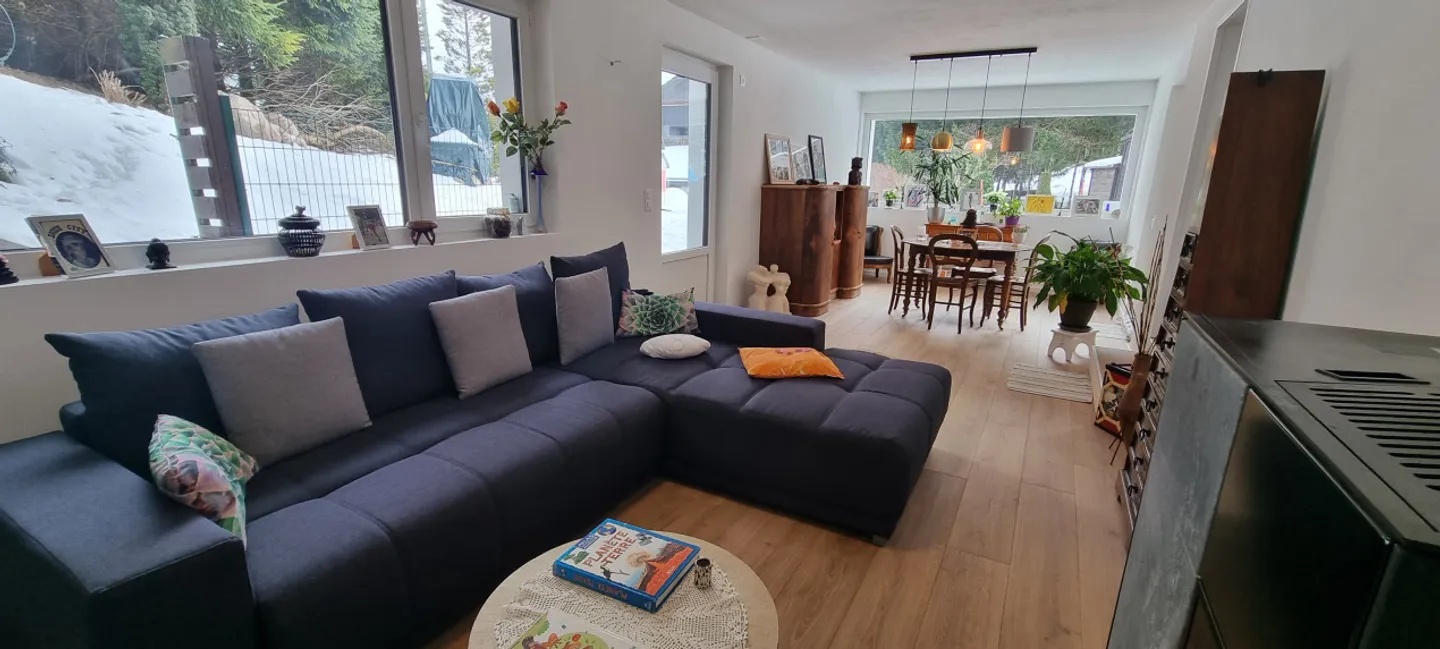 Chalet mit Vielseitigen Räumen - Foto 4 von 6