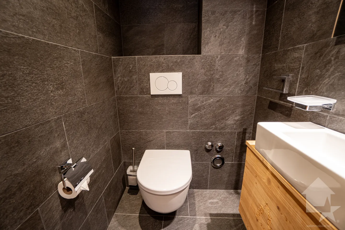 Charming apartment in the village center - Photo 10 of 17