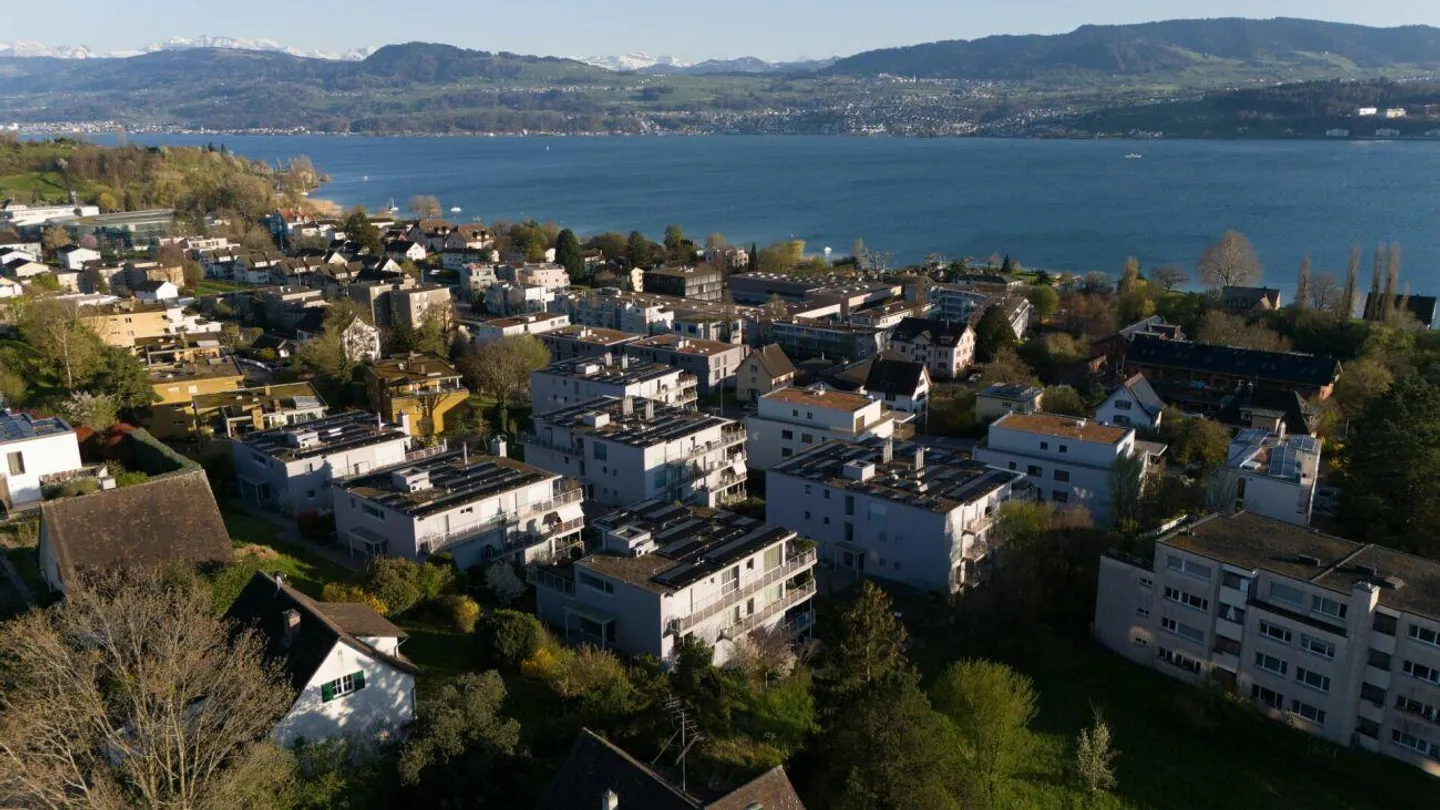 Exklusives Wohnerlebnis am Zürichsee - Stil, Raum und Raffinesse auf höchstem Niveau - Foto 13 von 13