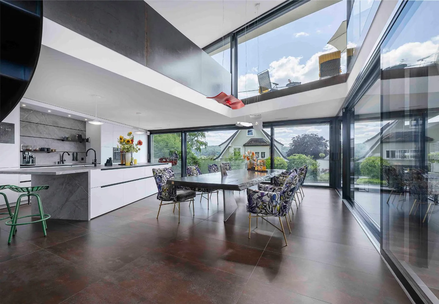 Exclusive Living - a symbiosis of elegance, comfort, and panoramic views - Photo 2 of 7