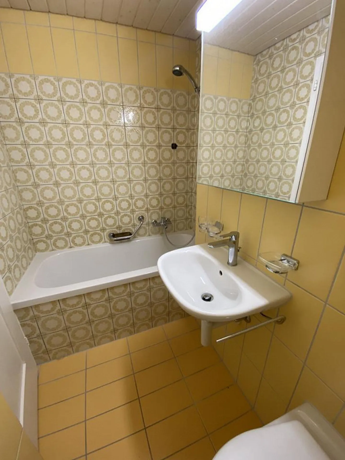 Appartement central de 2 pièces à louer à Muttenz ! - Photo 3 sur 8