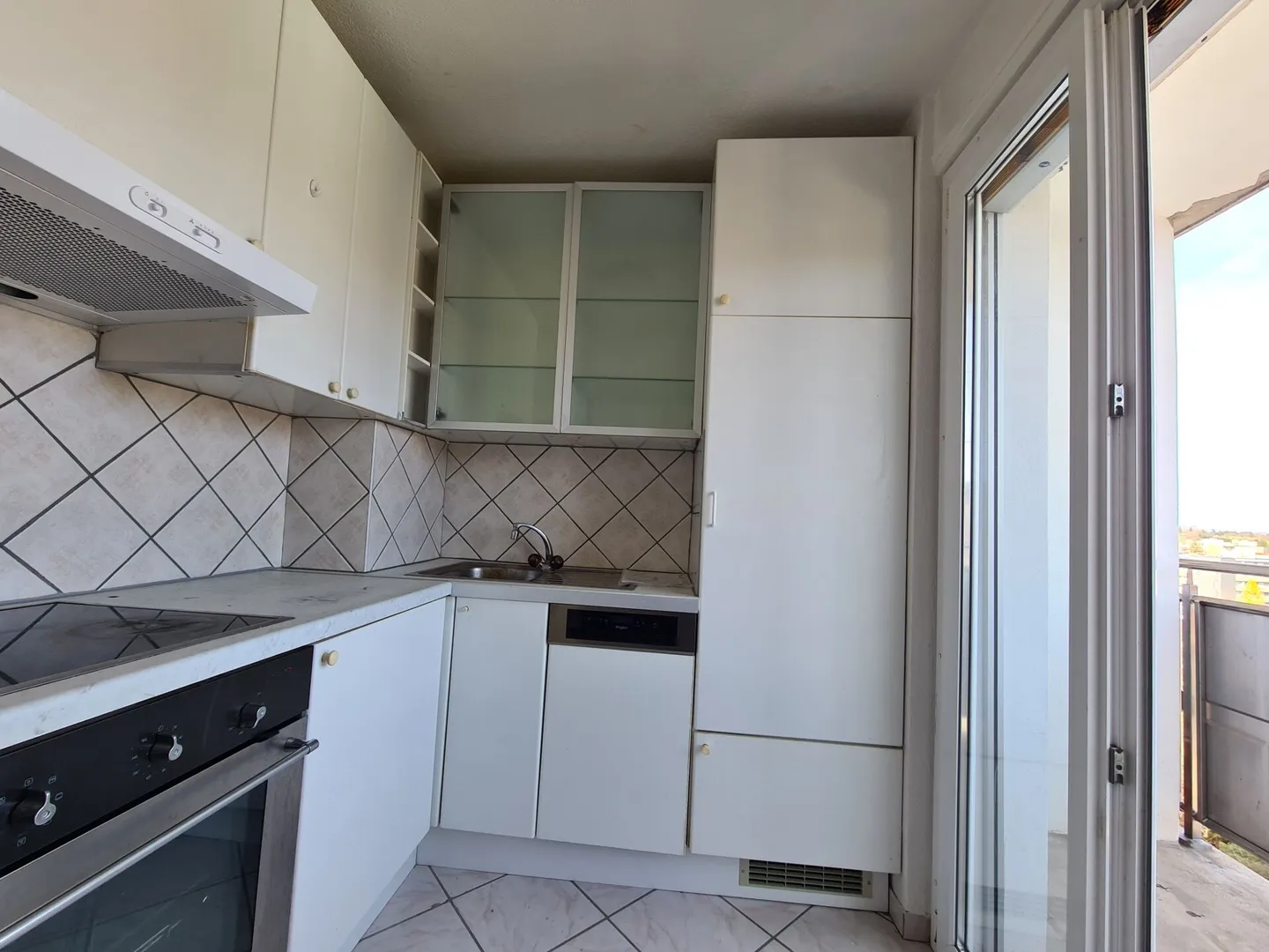 Apartment for rent - Photo 5 of 8
