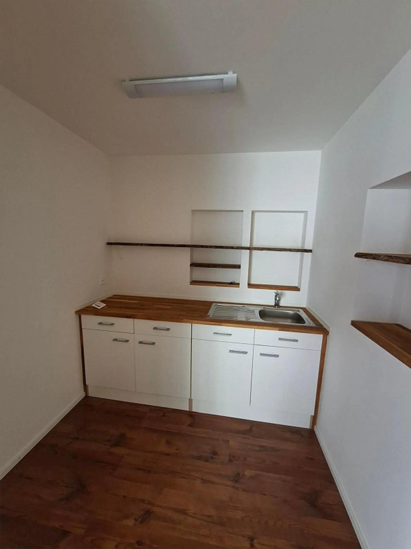 Vielseitige Büro- und Gewerbeflächen - Foto 8 von 13