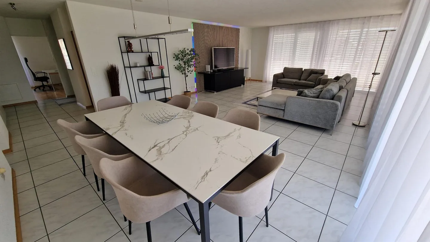 Wunderschöne Möblierte Wohnung - Foto 2 von 10