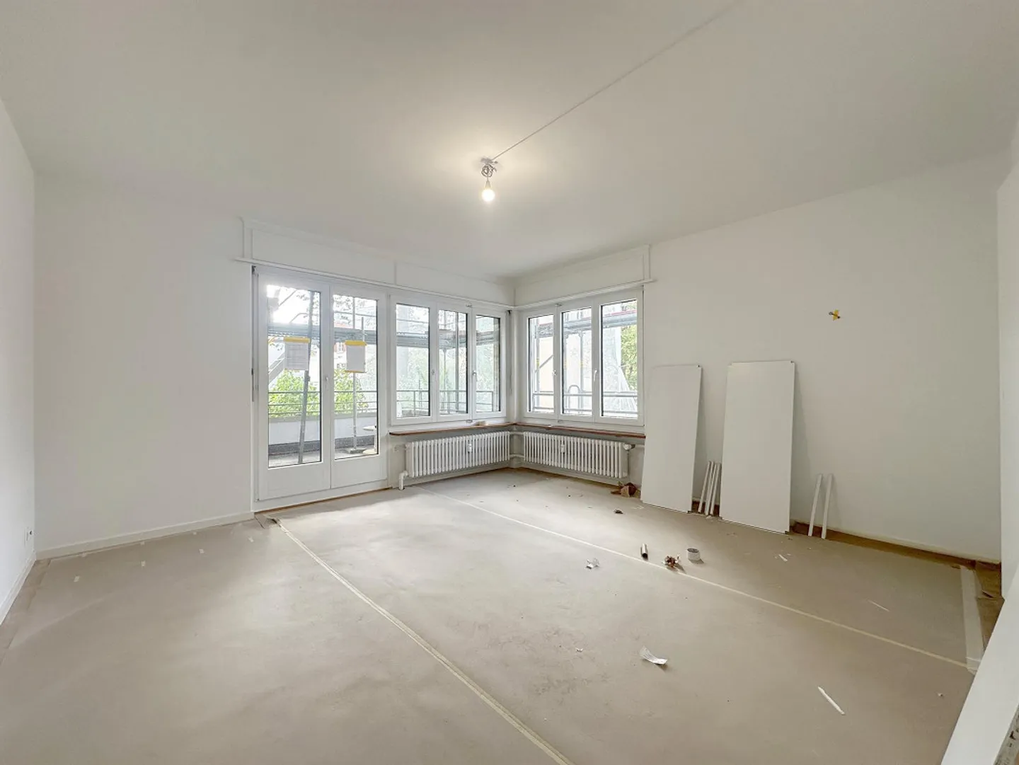 In the heart of Wollishofen - freshly renovated! - Photo 1 of 5