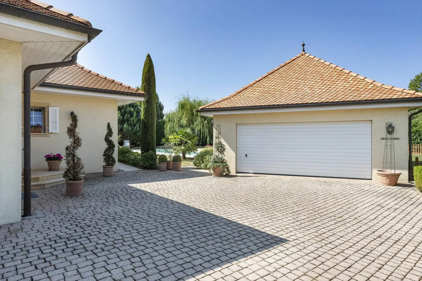 Propriété extraordinaire : Villa d'architecte ! - Photo 7 sur 10