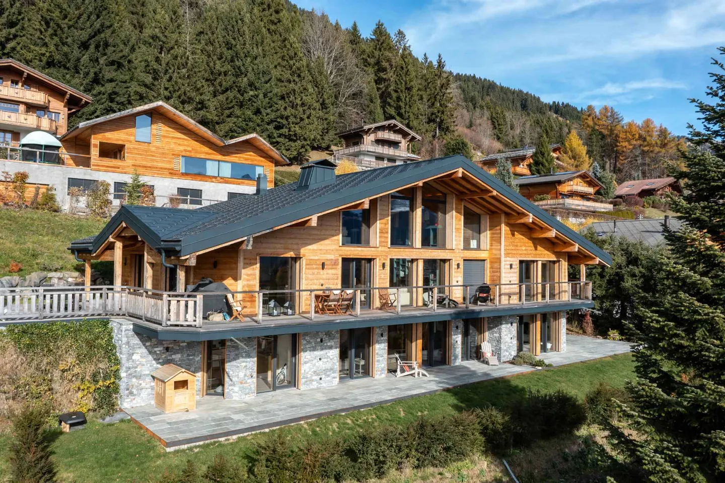 Chalet de Luxe avec Vue Montagne - Photo 1 sur 13