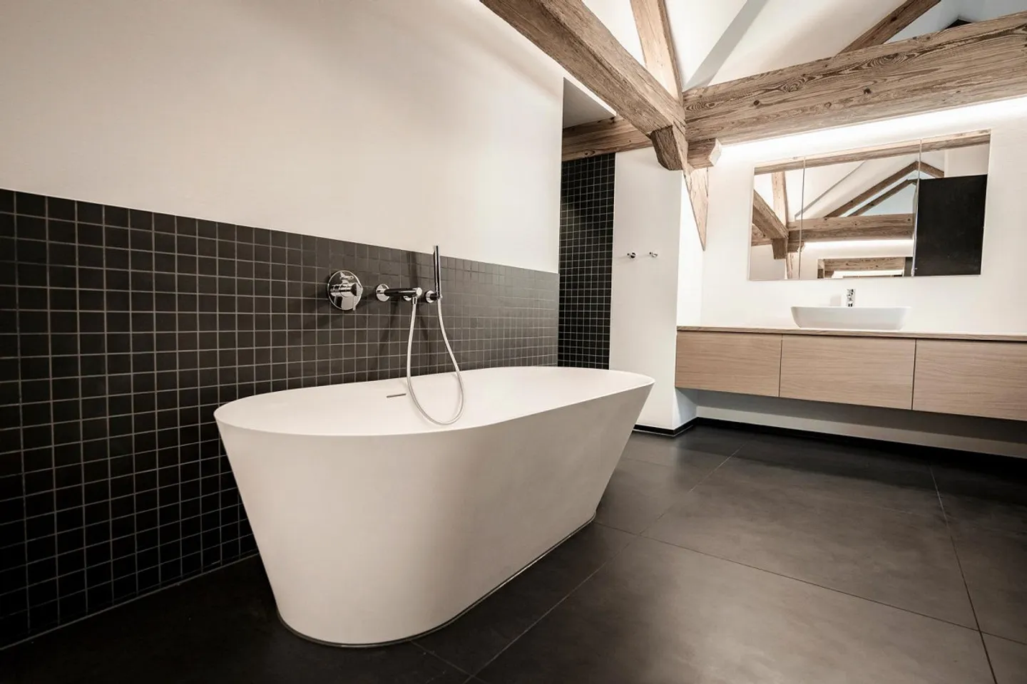 Maisonette-Wohnung im Loft-Stil - Foto 2 von 8