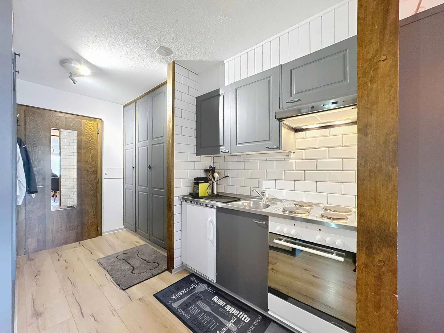 Appartement à vendre - Photo 2 sur 12