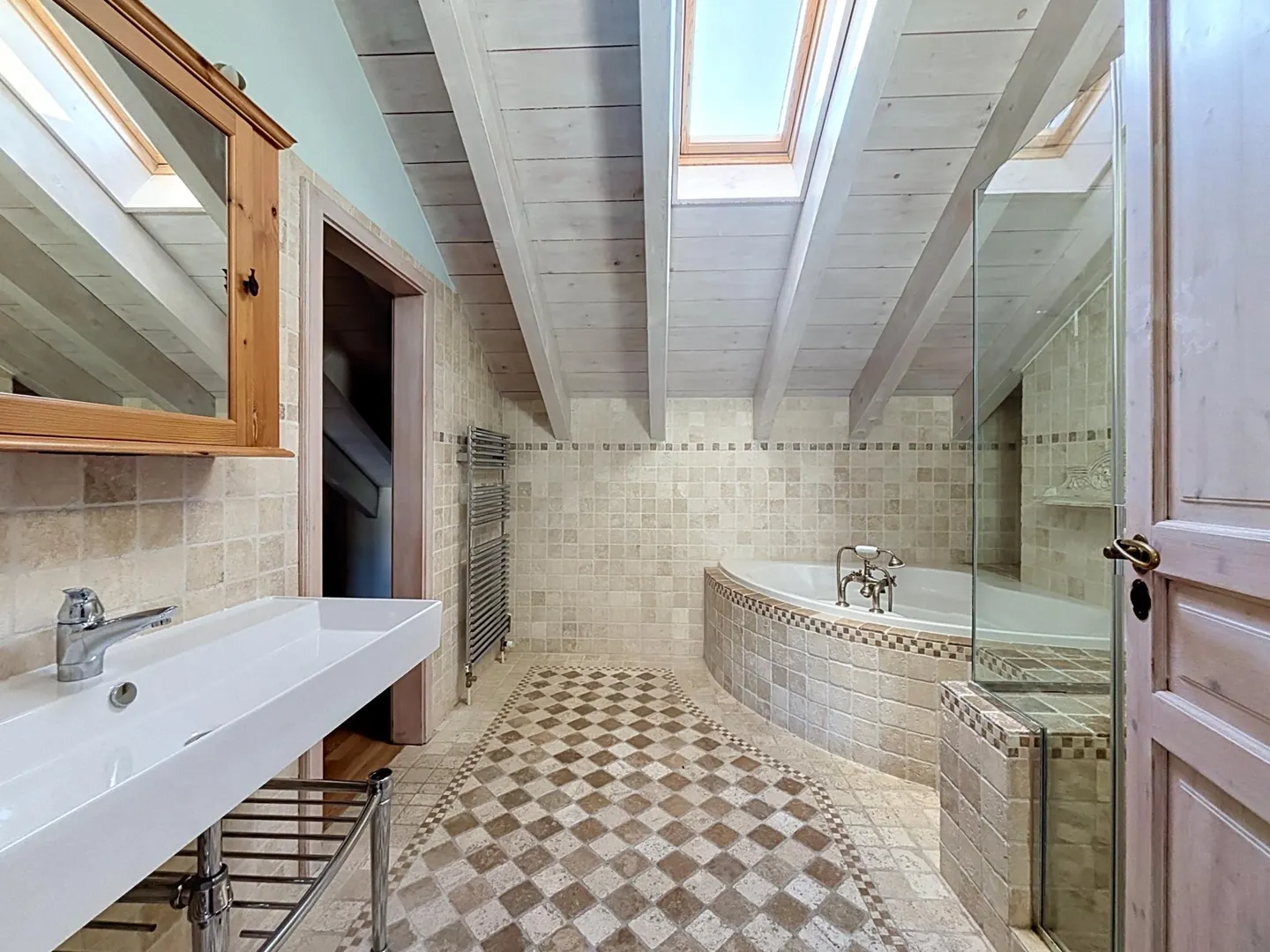 Charming Renovated House - Photo 9 of 10