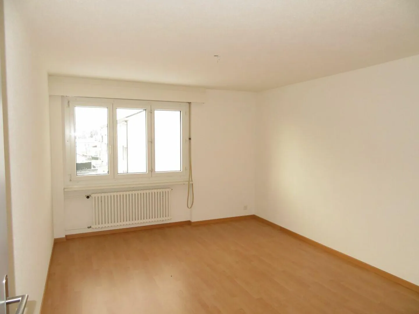 Geräumige Wohnung mit Bergsicht - Foto 5 von 9