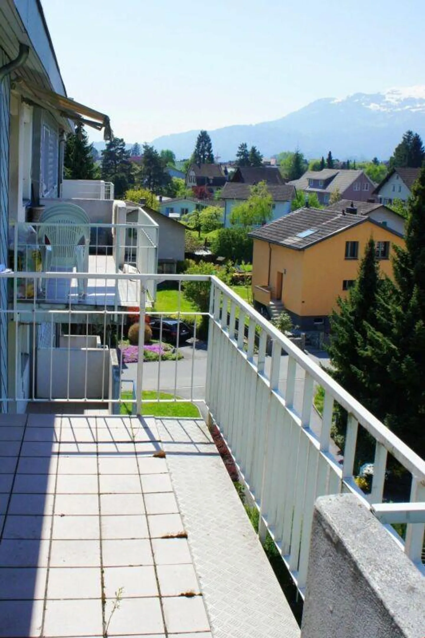 Geräumige Wohnung mit Bergsicht - Foto 8 von 9