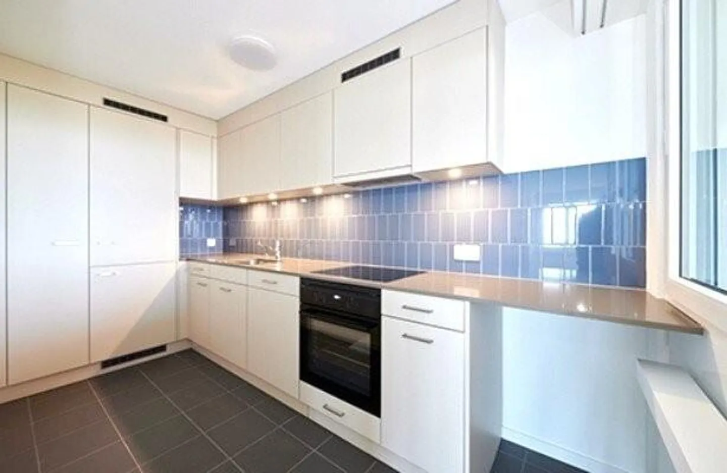 Helles Apartment mit Seeblick - Foto 2 von 7