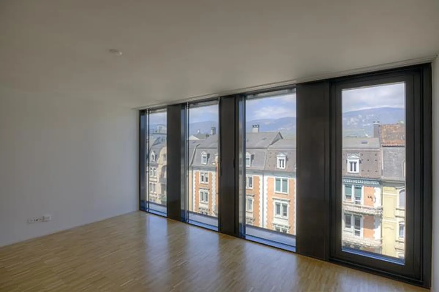 Exklusive Maisonettewohnung direkt am Bahnhof - Foto 3 von 9