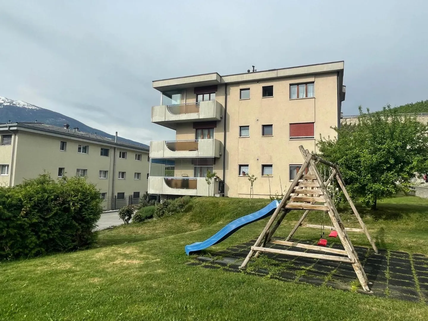 OPPORTUNITÉ 4.5 Zimmer zur Renovierung - Photo 4 sur 10