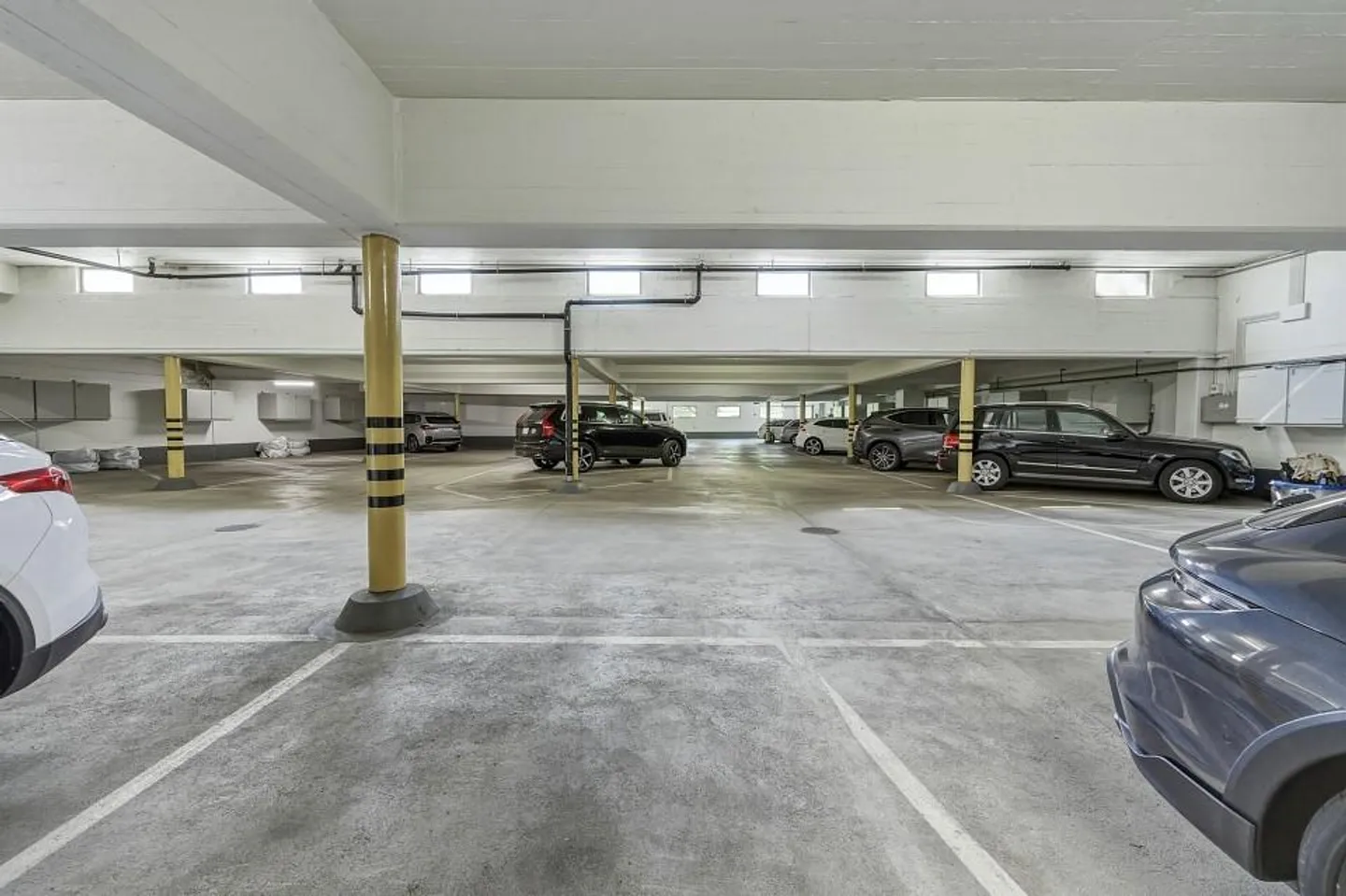 Seltene Anlage: Einstellhalle - Foto 7 von 13