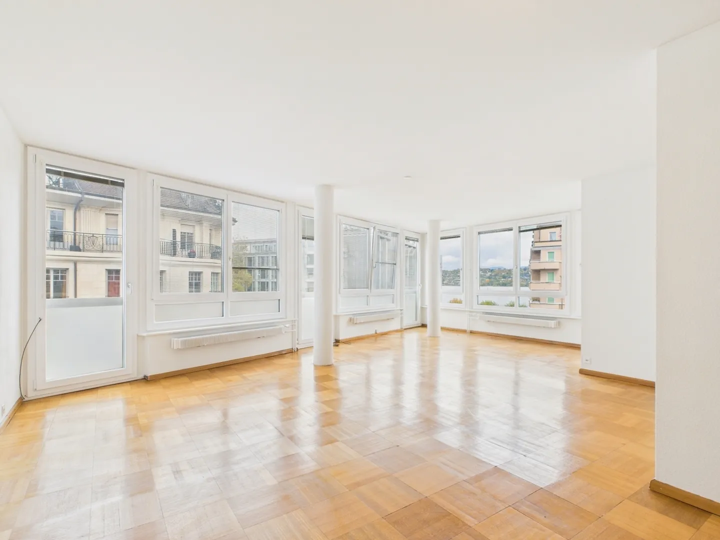 Apartment for sale - Photo 2 of 13