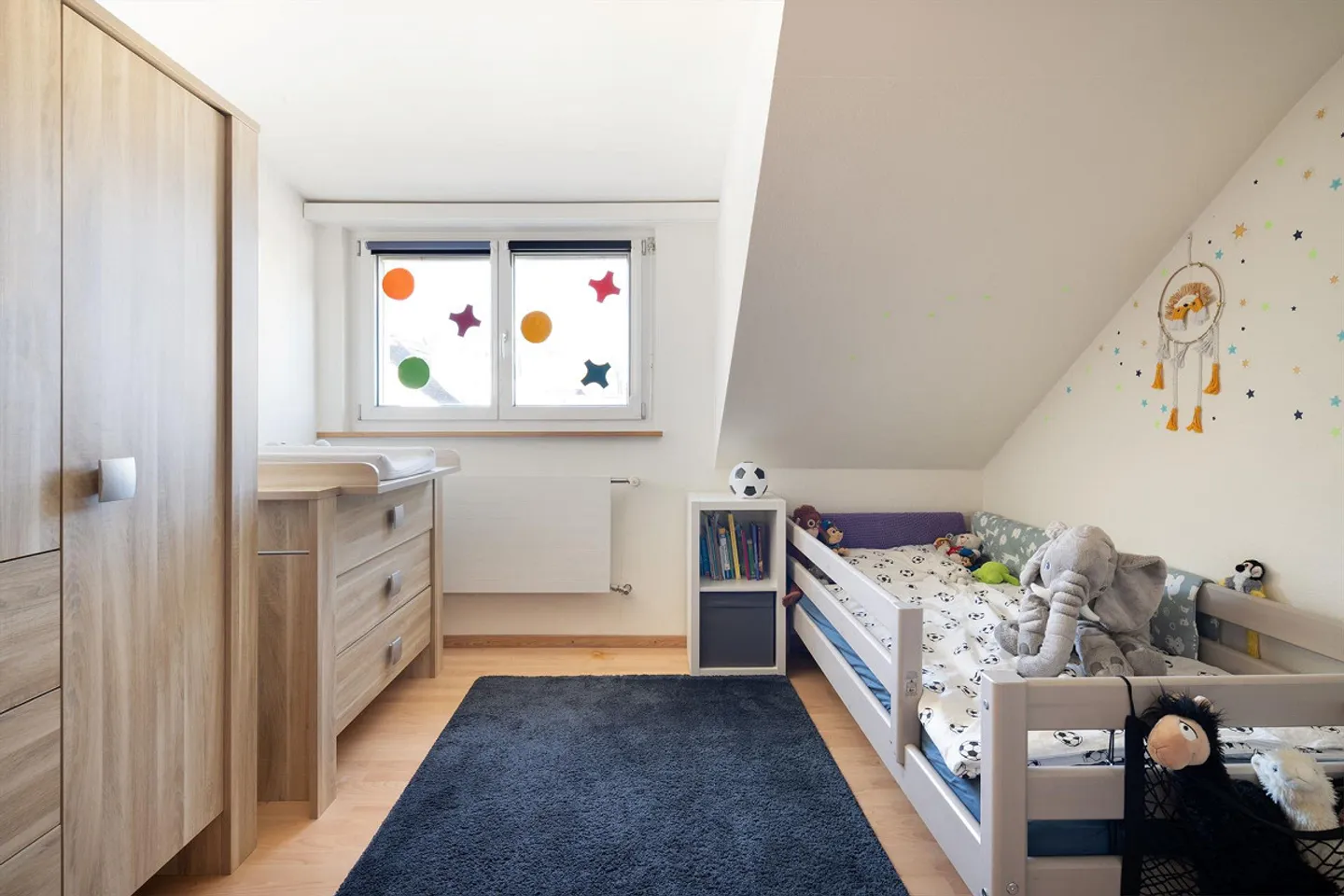 Eck-Einfamilienhaus mit Gewerberaum - Foto 4 von 12