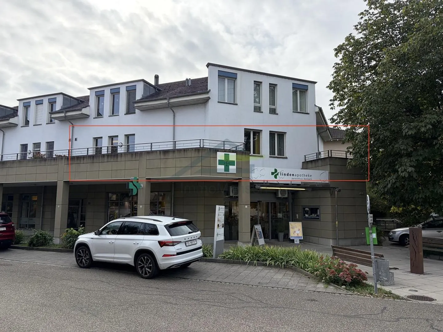 helle 4.5-Zimmer mit 3 Terrassen und AEP an der Bahnhofstrasse Dornach - Foto 1 di 11