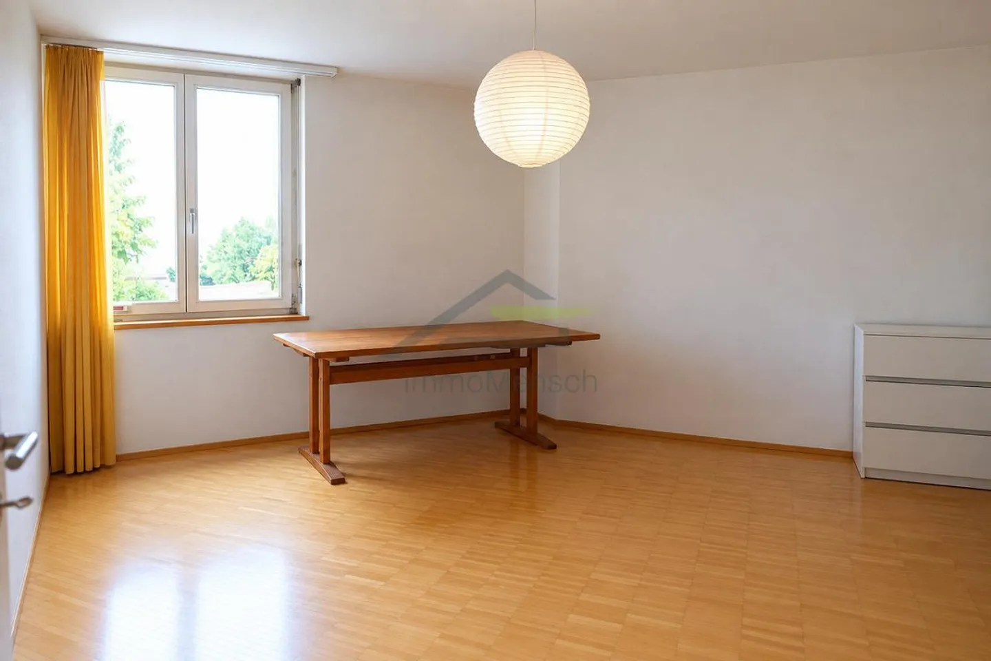 helle 4.5-Zimmer mit 3 Terrassen und AEP an der Bahnhofstrasse Dornach - Foto 6 di 11
