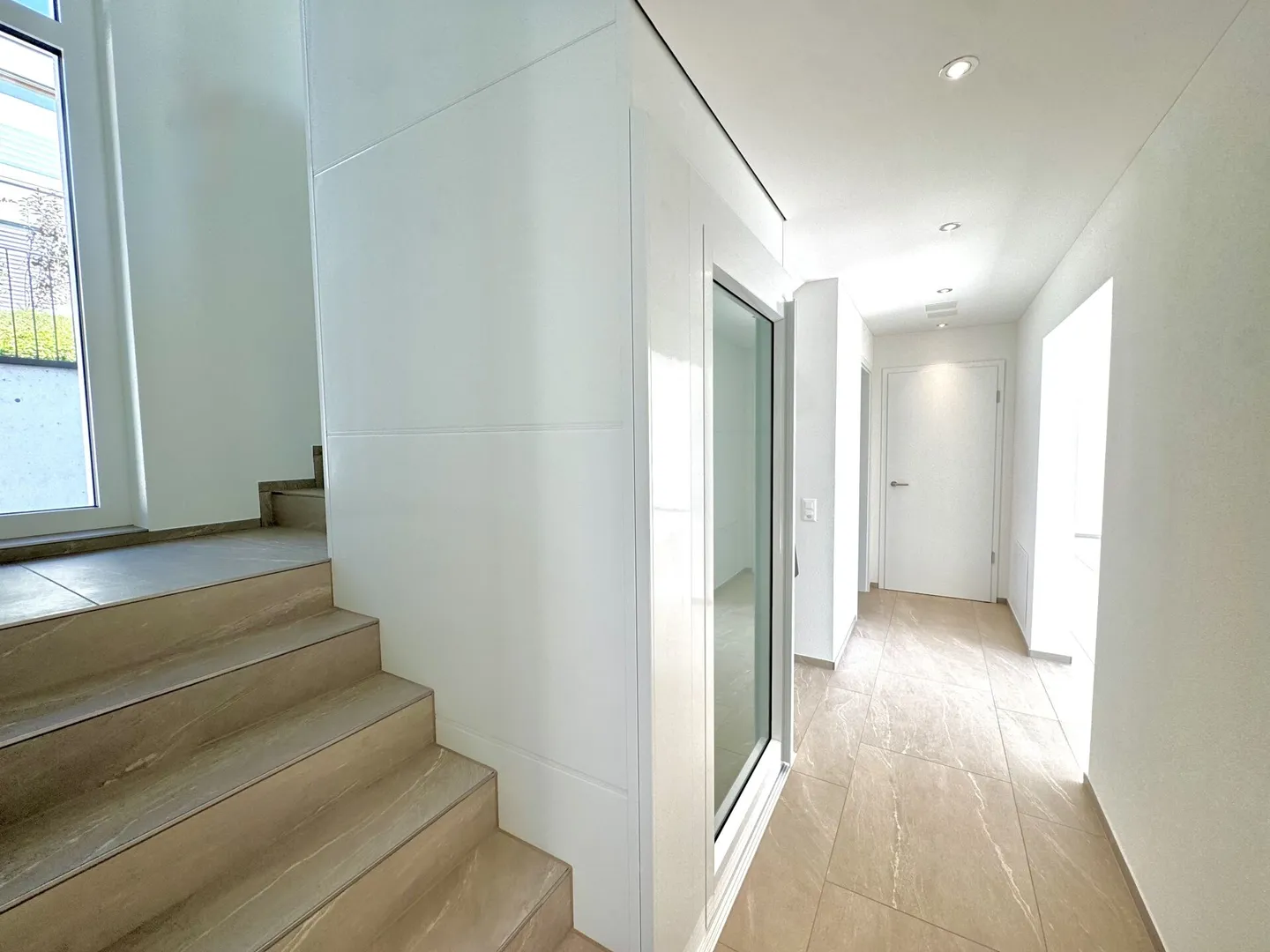 Ein Zuhause für Geniesser modern, energieeffizient und mit atemberaubender Aussicht - Foto 7 von 16