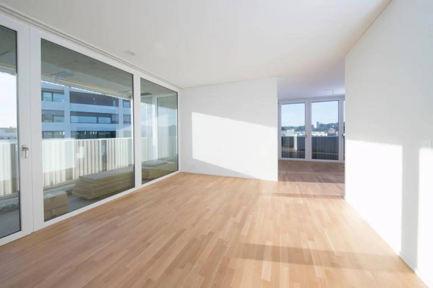 Appartement moderne de 4,5 pièces - Photo 5 sur 8