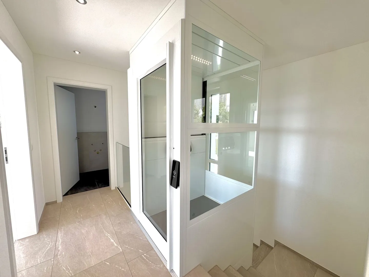 Ein Zuhause für Geniesser modern, energieeffizient und mit atemberaubender Aussicht - Foto 9 von 16